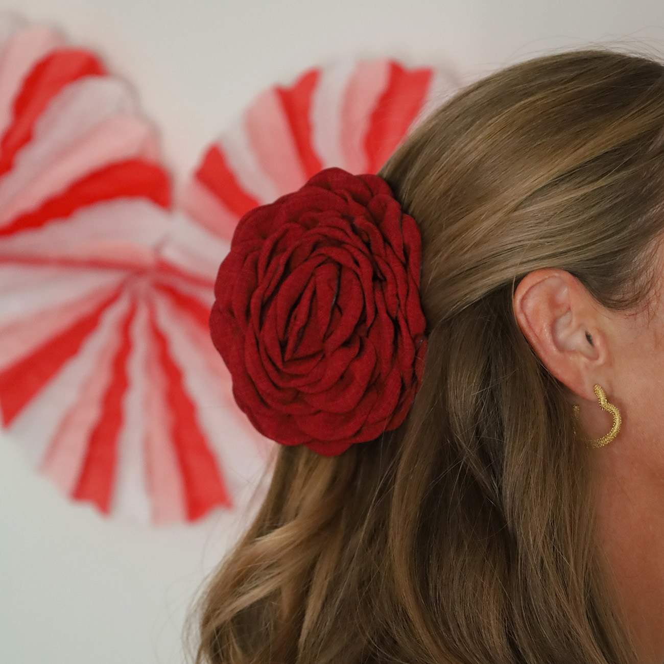 Daisy Hårklemme - Stor - Bordeaux (FORUDBESTILLING)
