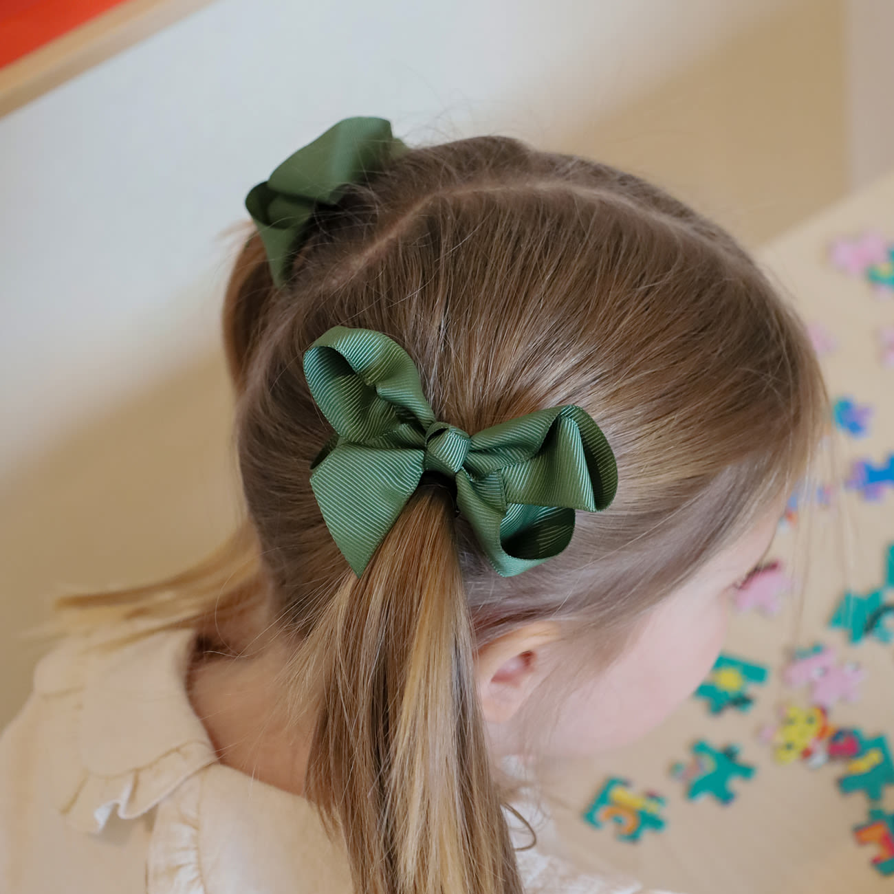 Klassisk Sløjfe - Moss - 8 cm