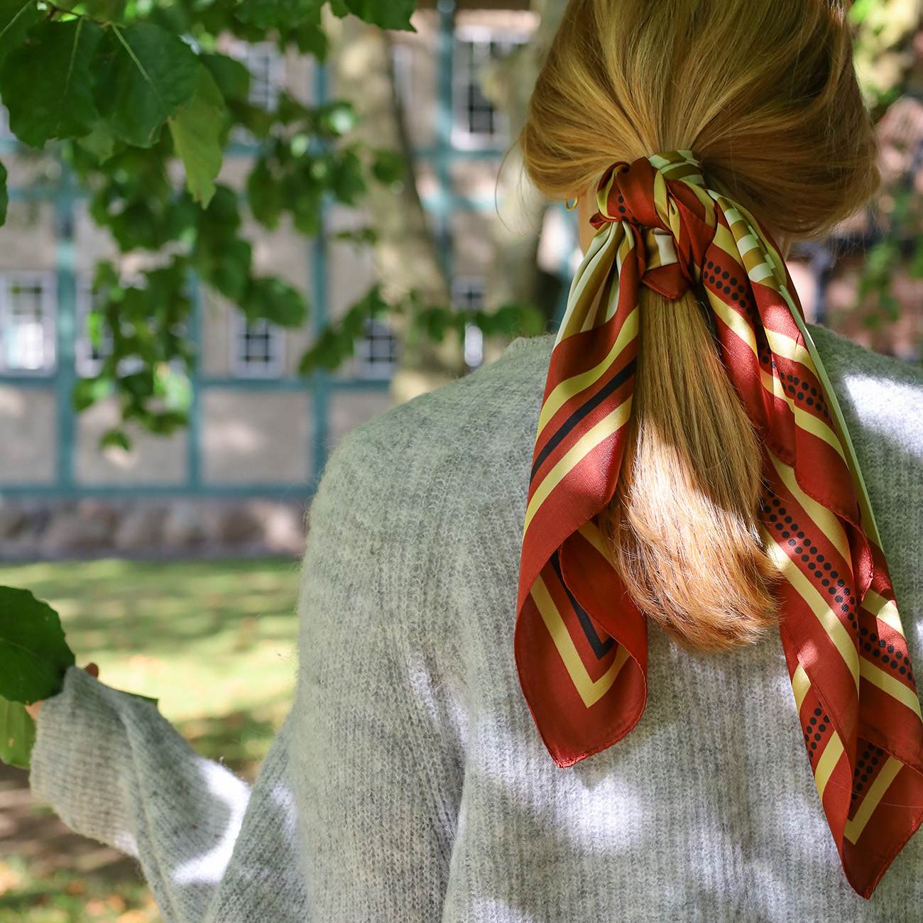 Callie Tørklæde - Gylden/Rustrød
