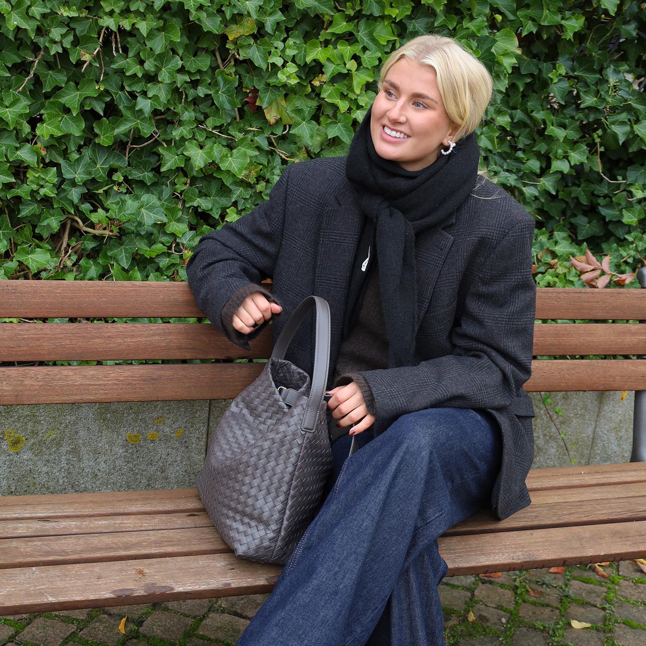 Kliva Tørklæde - Sort