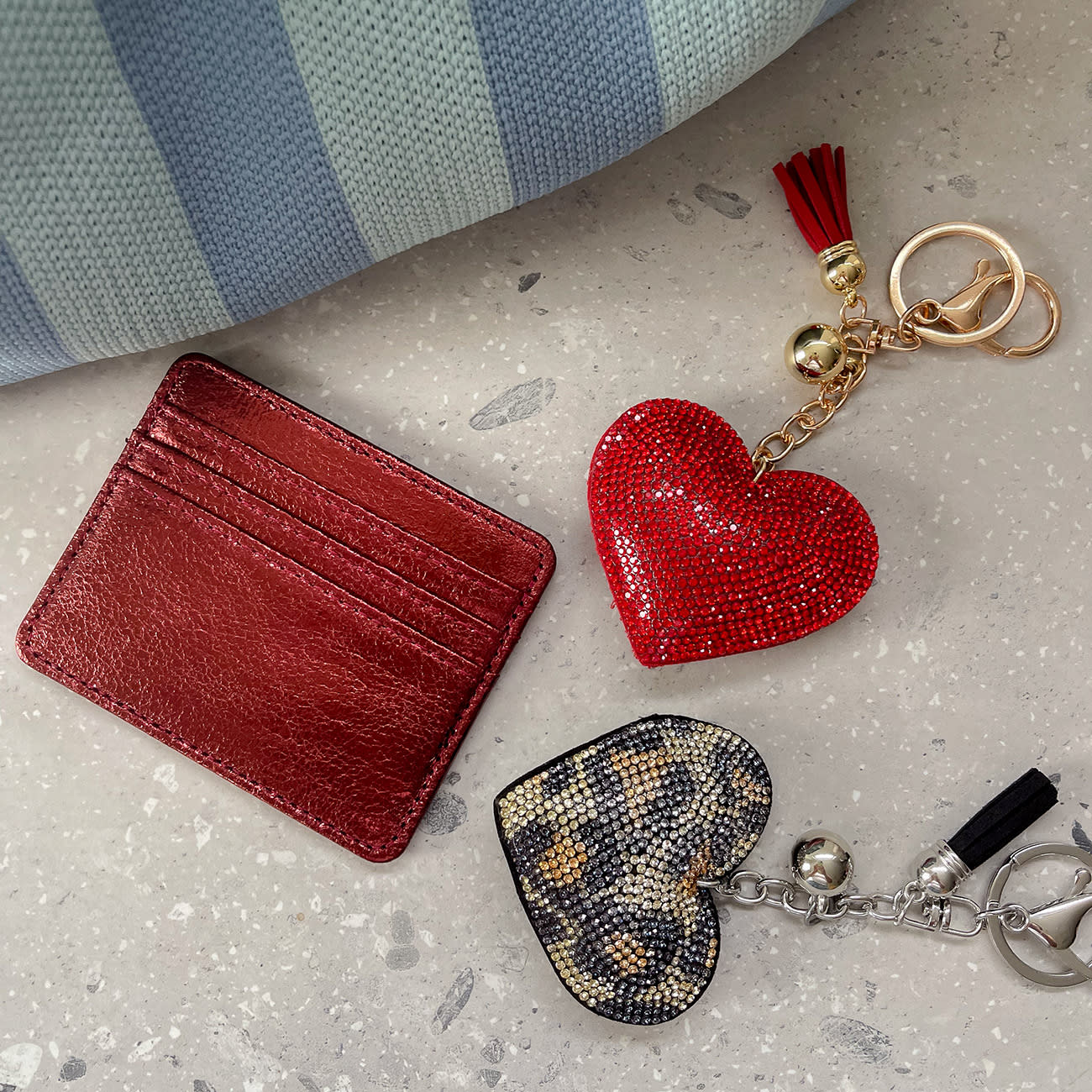 Miranda Kortholder - Rød