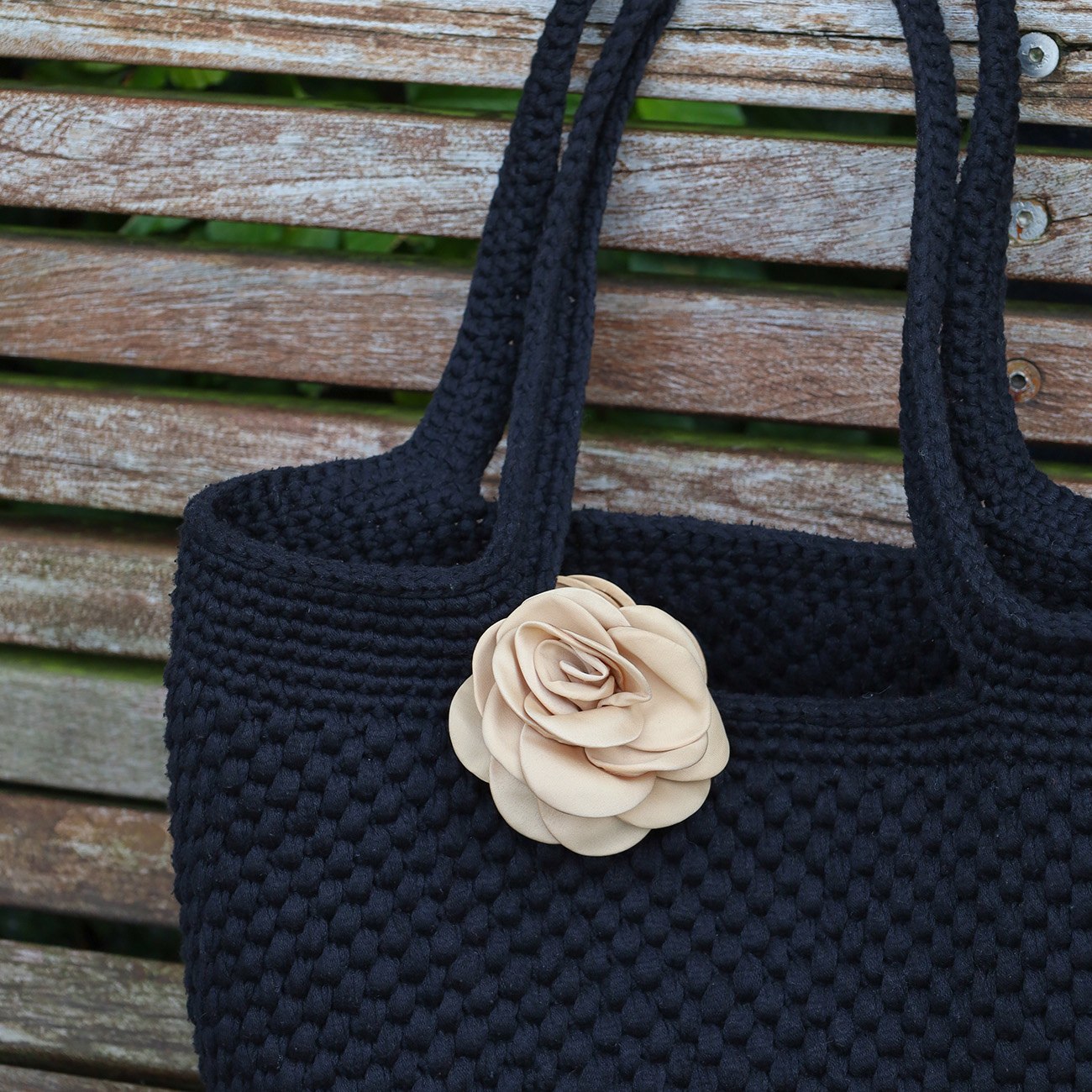 Karla Hårklemme - Beige Satin