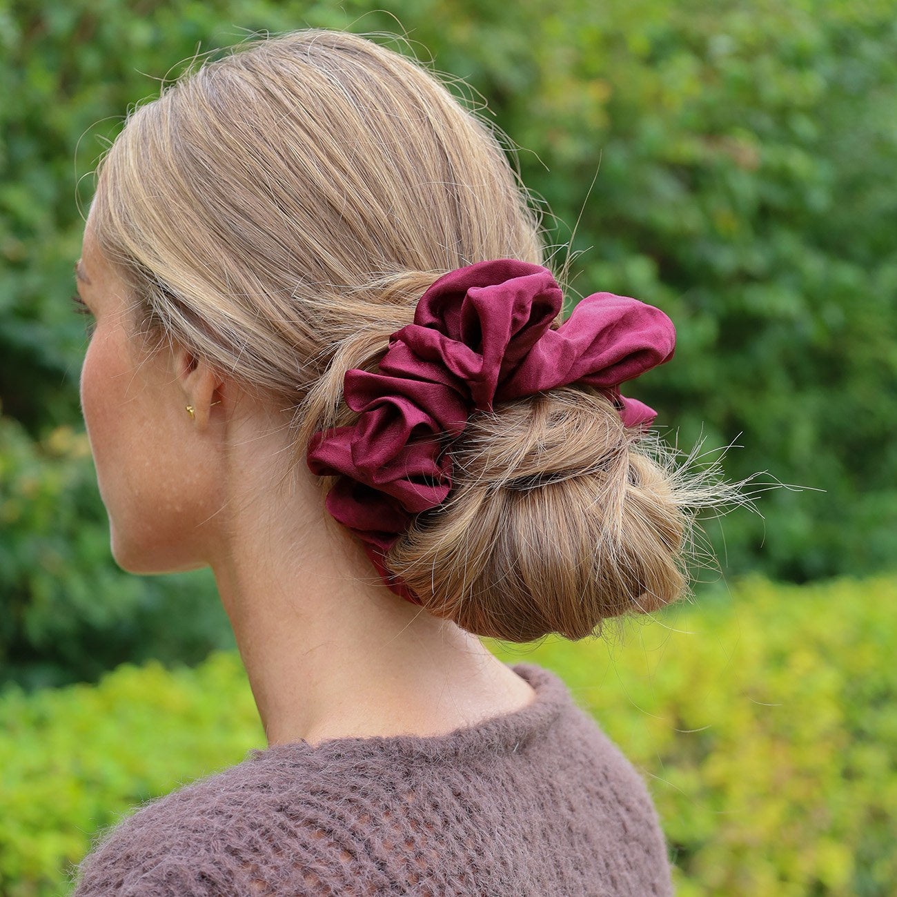 Isabella Scrunchie - Bordeaux