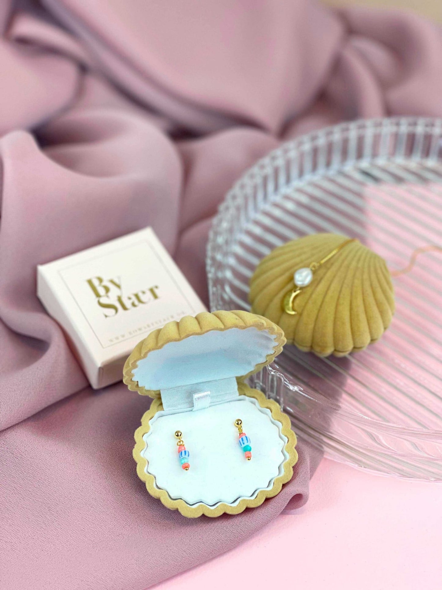 Lykke Perle Ørering (enkelt)