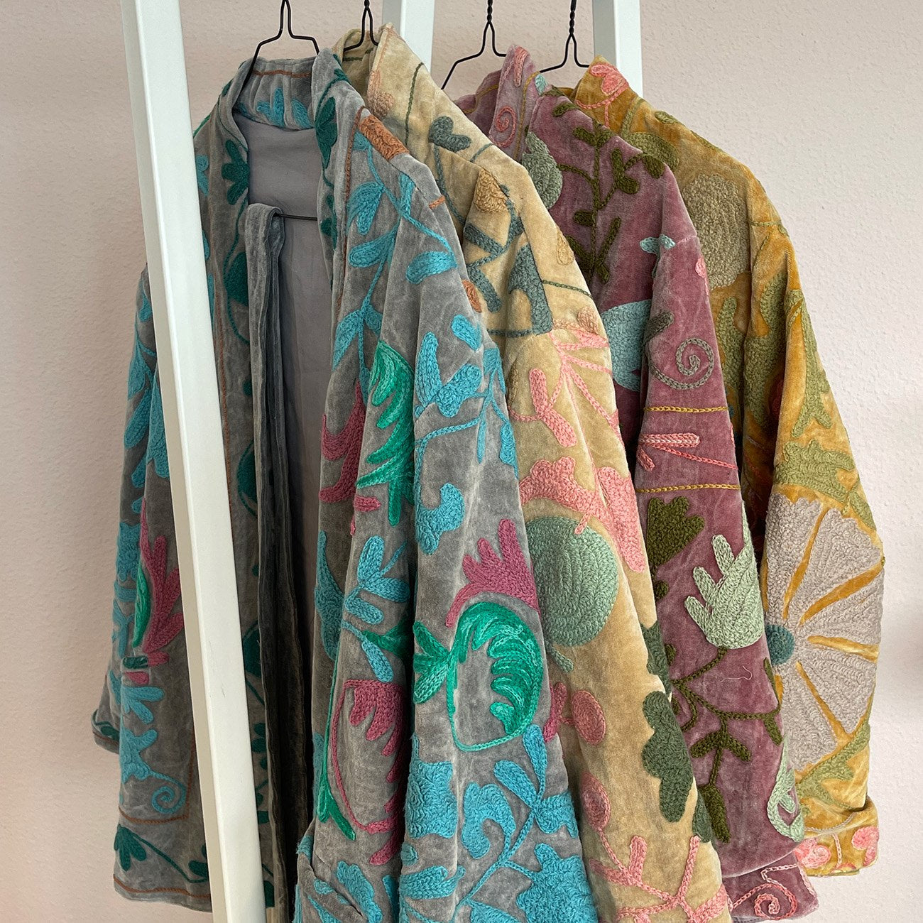 Leonie Velour Jakke - Onesize - Assorteret