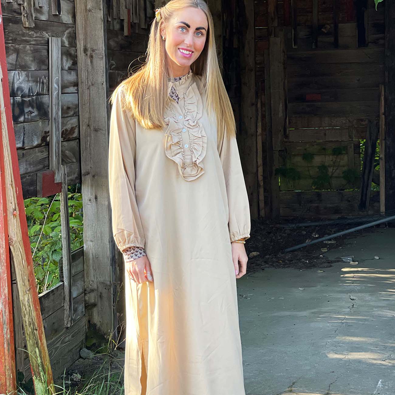 Sille Kjole - M/L - Beige