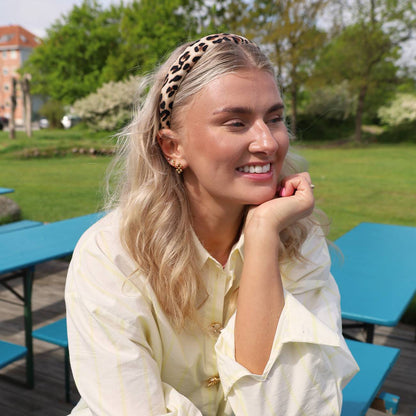 Stinna Hårbøjle - Leo