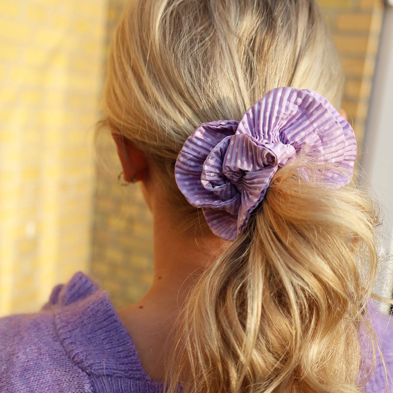 Kaisa Scrunchie - Pastel Lilla/Hvid Prikker