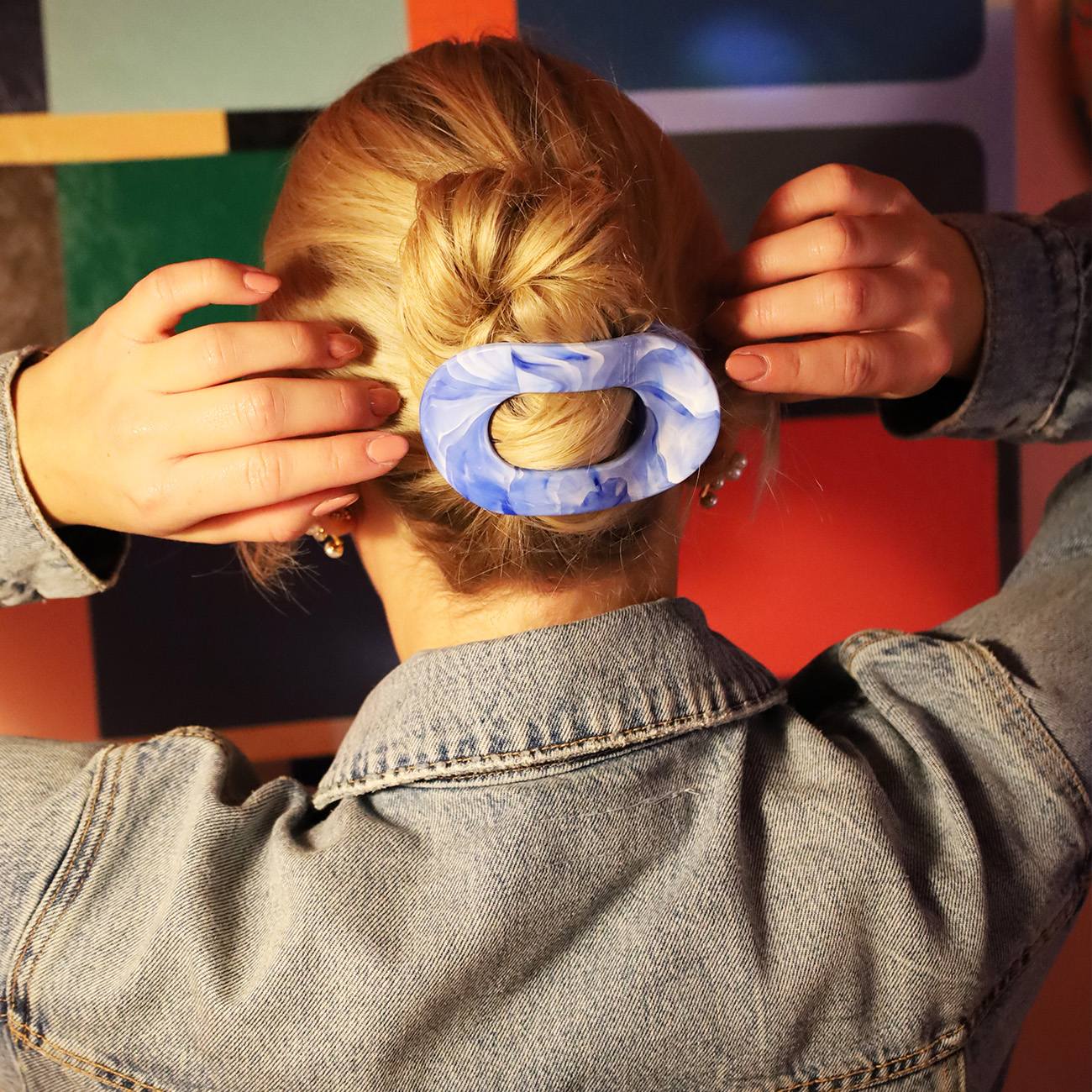 Eva Hårklemme - Mellem - Marmor Havblå/Hvid