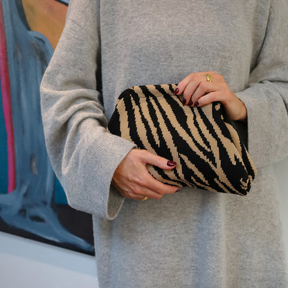 Alba Clutch - Beige/Sort Zebra